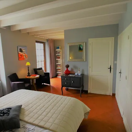 Bed & Breakfast Luxury Maison A Votre Sante, In Bordeaux Wine Region Savignac-de-Duras