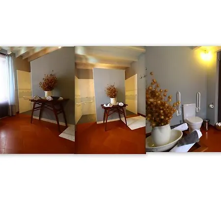 Maison á Votre Santé, In De Bordeaux-wijnstreek Couette-café Savignac-de-Duras