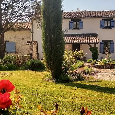 Luxe Maison A Votre Sante, In Bordeaux Wine Region